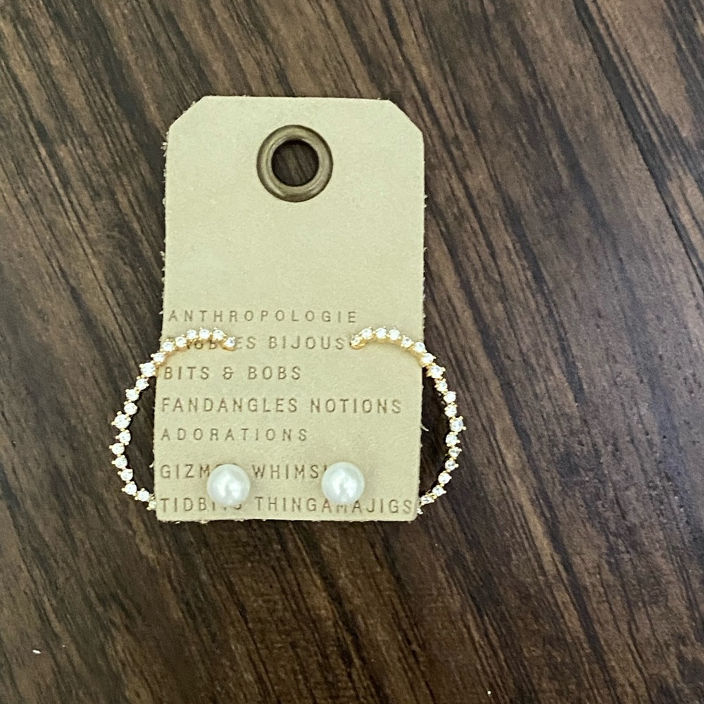 Anthropologie pearl embellished sparkl cuff earrng